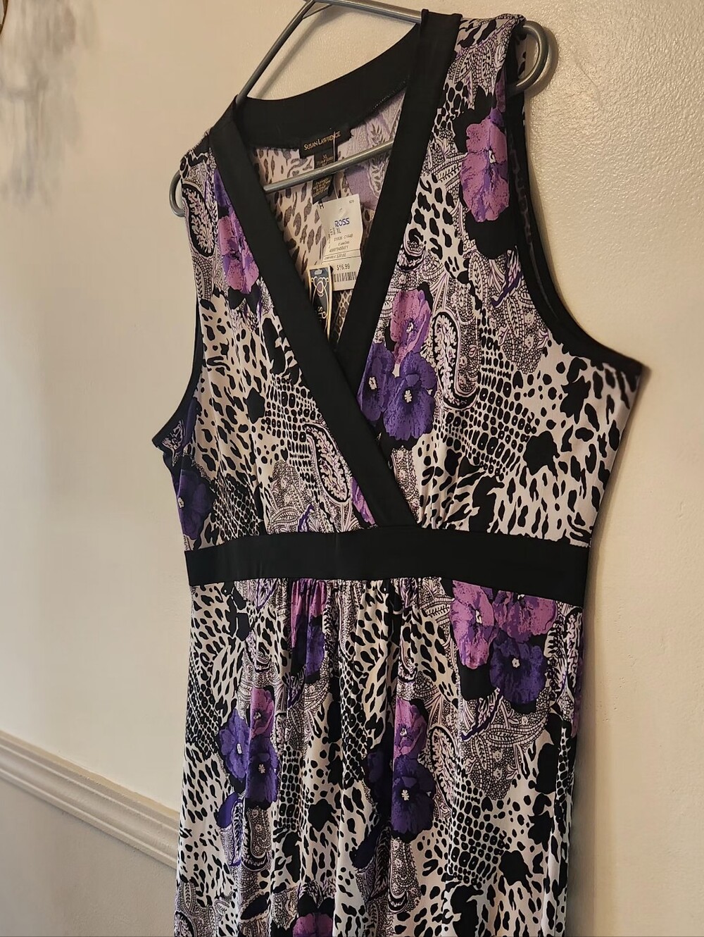 Sleeveless V-Neck Floral Maxi Dress in Purple and Black Sz Xl - Picture 3 of 6